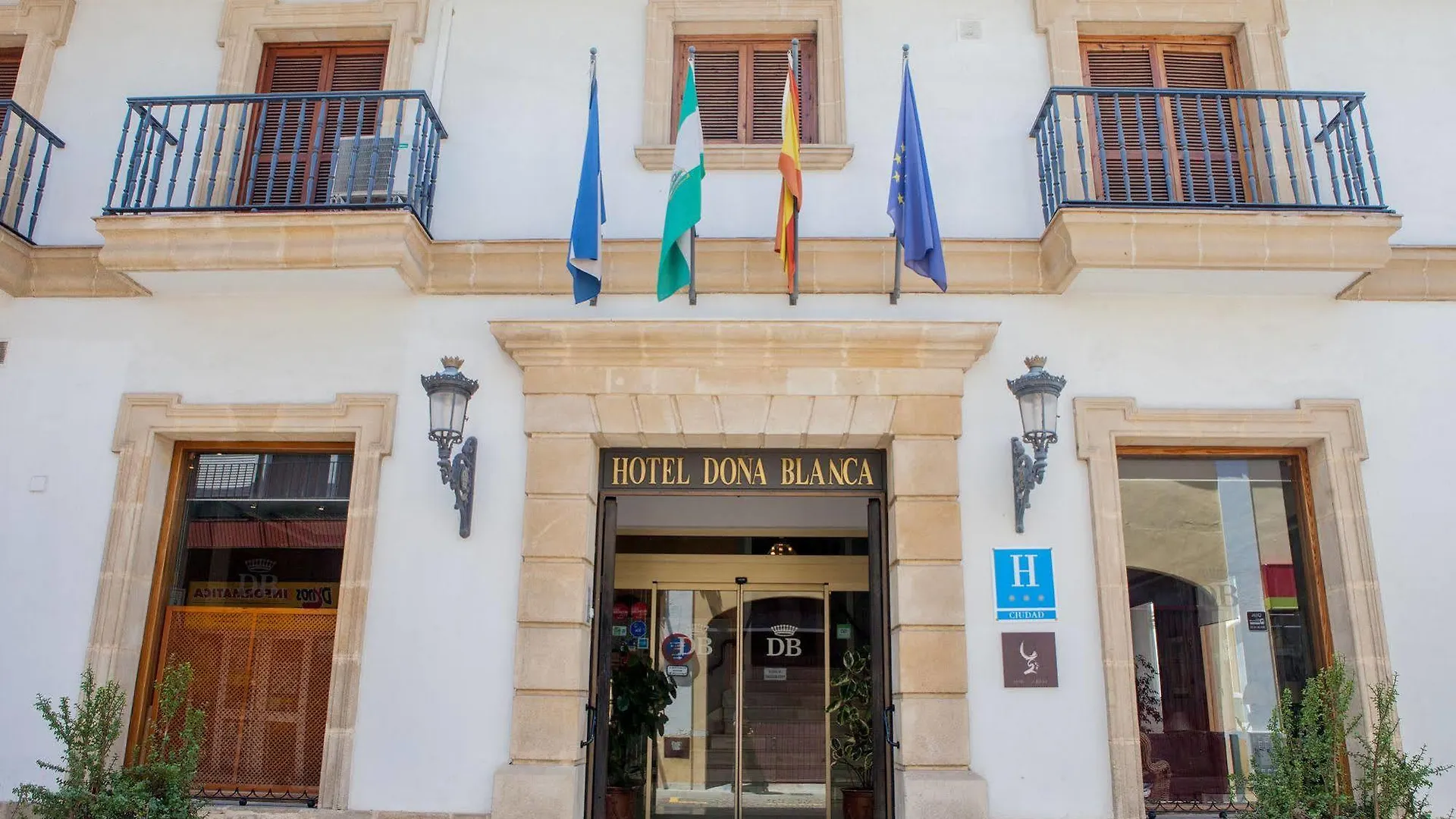 Hotel Dona Blanca جيريز