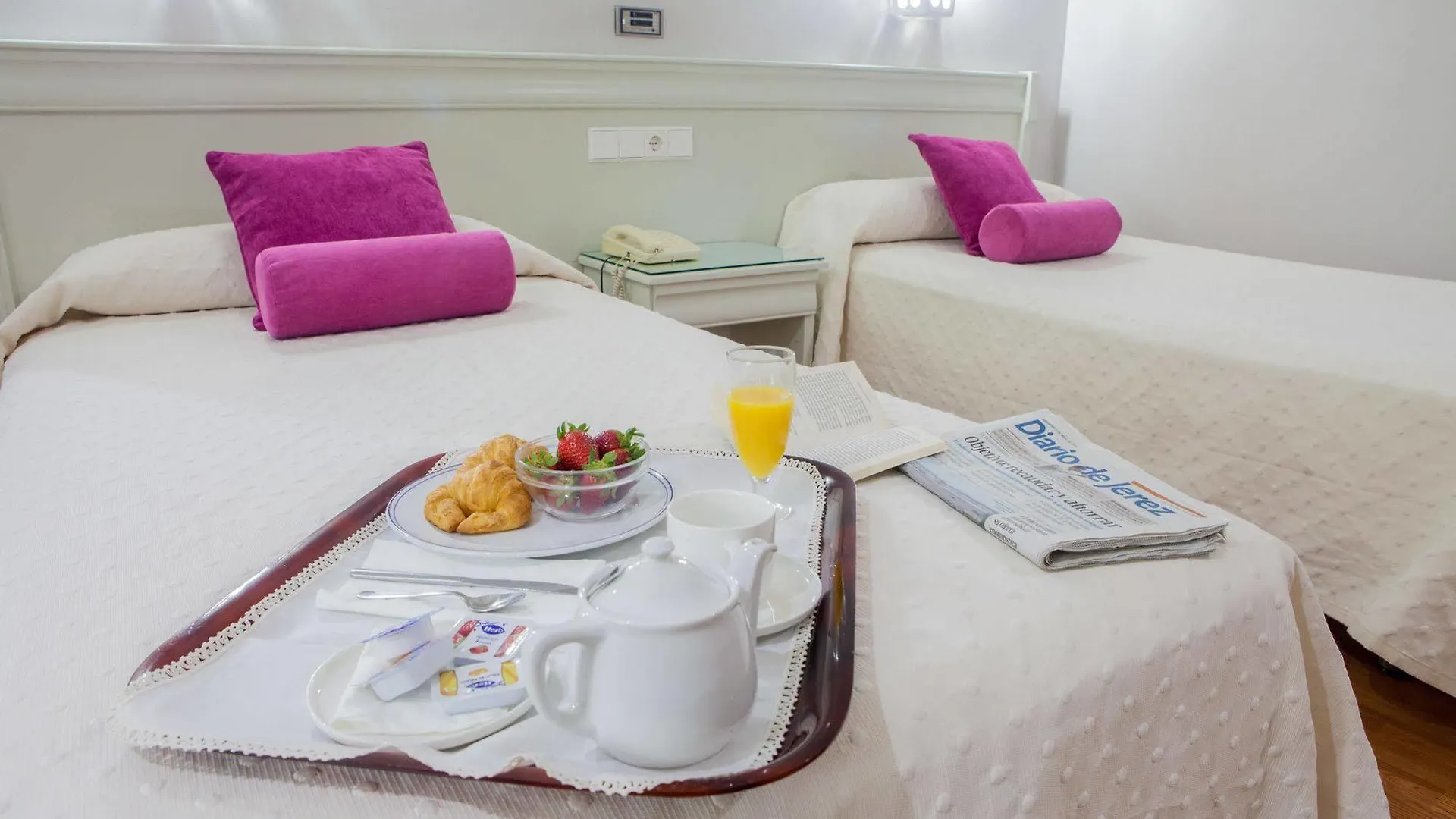 Hotel Dona Blanca جيريز